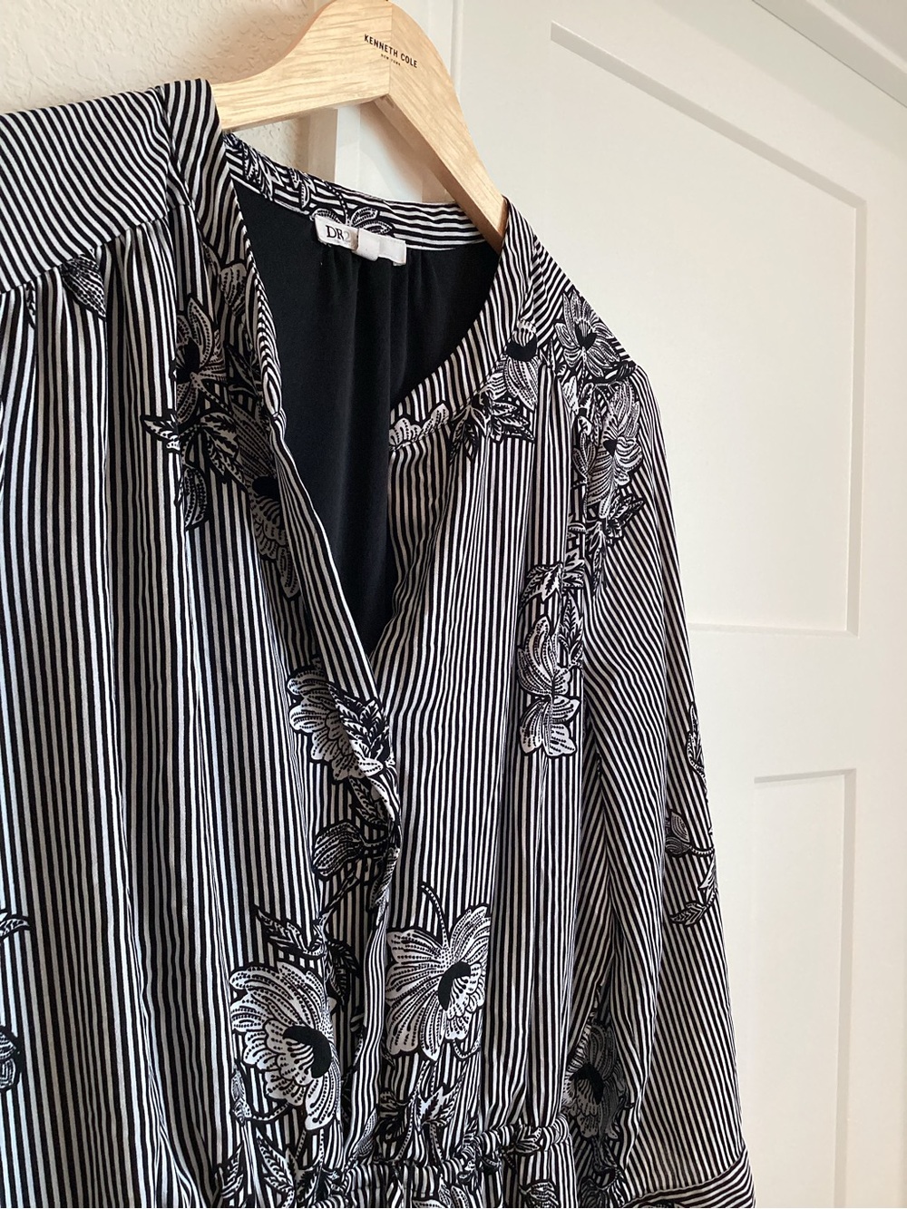DR2 Long Sleeve Mini Dress Elastic Waist Large Black Stripe Floral - Picture 4 of 12